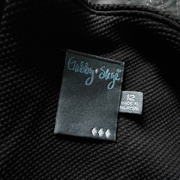 Keyhole Black and White Sleeveless Dress size 12 - Picture 3 of 7